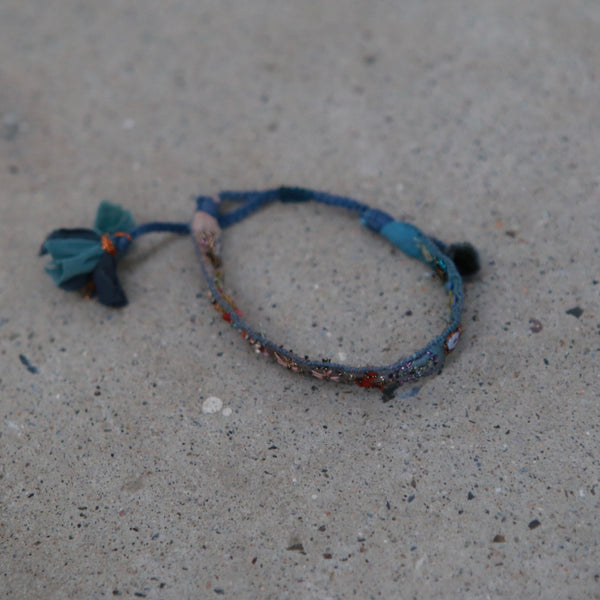Antomoon silk embroidered bracelet ATM-Antomoon-16-1-3-dark palette (Antomoon-1-1)